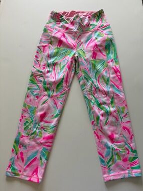 Lilly Pulitzer Luxletic Weekender Crop
Leggings Tiki Pink Royal Lime Size S